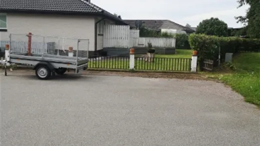 Houses in Motala - photo 2