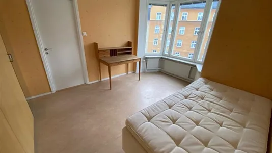 Apartments in Södermalm - photo 11