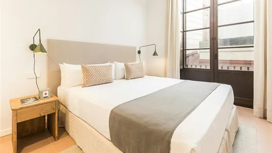 Apartments in Barcelona Ciutat Vella - photo 9