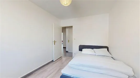 Rooms in Grenoble - photo 3