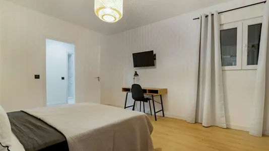 Rooms in Barcelona Eixample - photo 4