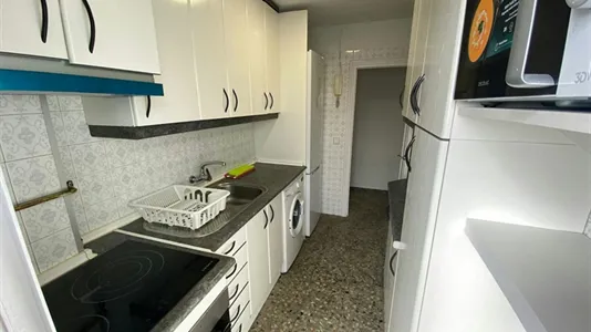 Rooms in Adaro - photo 8