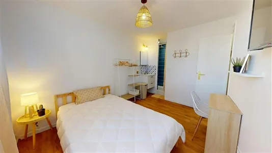 Rooms in Lyon - photo 3