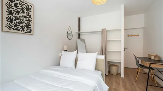 Apartments in Paris 18ème arrondissement - Montmartre - photo 3