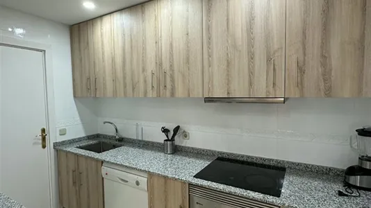 Rooms in Madrid Salamanca - photo 5