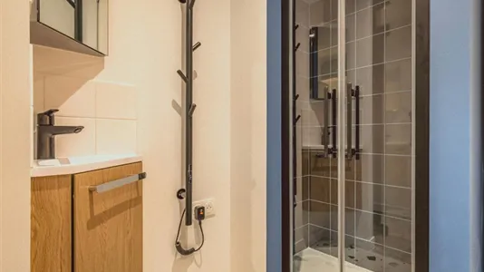 Rooms in Bobigny - photo 5