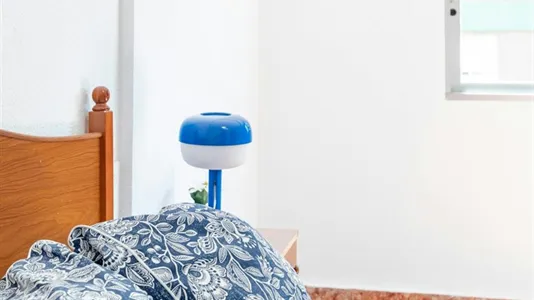 Rooms in la Fontsanta - photo 6