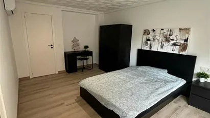 Room for rent in Vinalesa, Comunidad Valenciana