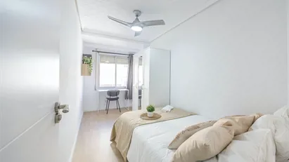 Room for rent in el Camí de Vera, Comunidad Valenciana