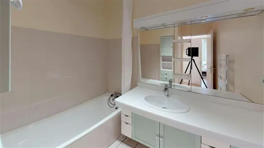 Rooms in Lyon - photo 6