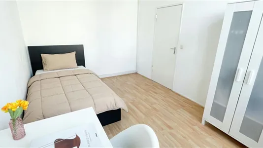 Rooms in Berlin Charlottenburg-Wilmersdorf - photo 3