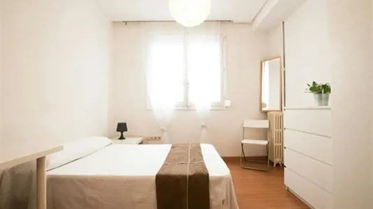 Rooms in Madrid Salamanca - photo 3