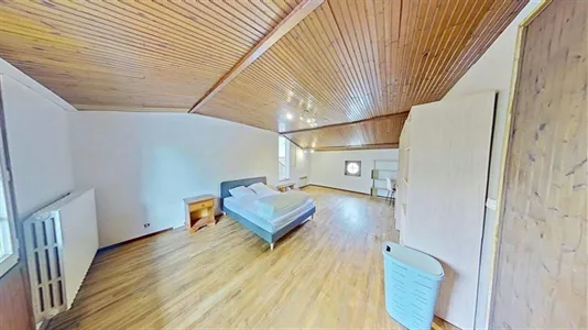 Rooms in Poitiers - photo 2