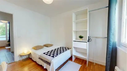 Room for rent in Grenoble, Auvergne-Rhône-Alpes