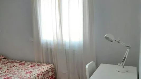 Rooms in Madrid Moncloa-Aravaca - photo 4