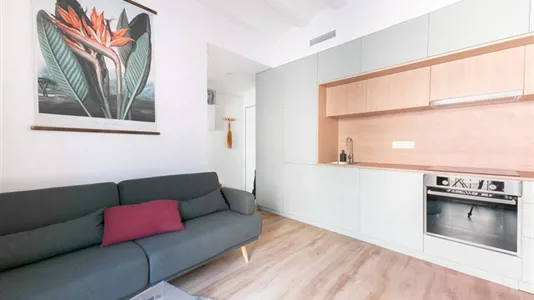 Apartments in Barcelona Ciutat Vella - photo 2