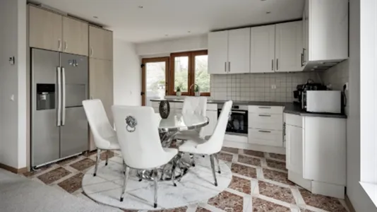 Apartments in Askim-Frölunda-Högsbo - photo 2