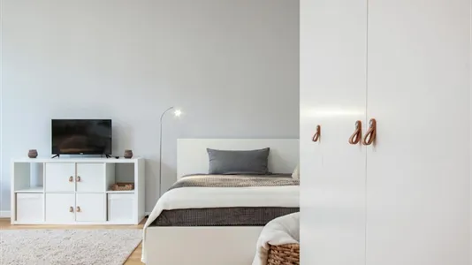 Houses in Dusseldorf - photo 4