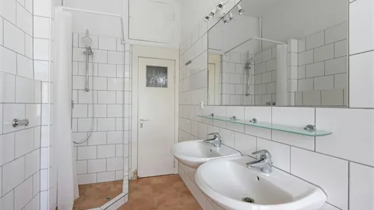 Rooms in Berlin Charlottenburg-Wilmersdorf - photo 5