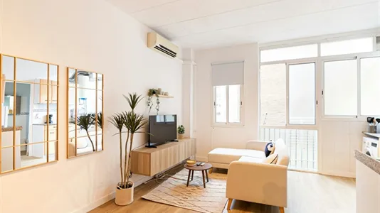 Apartments in Barcelona Eixample - photo 2