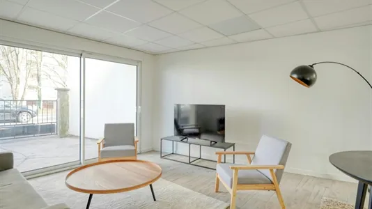 Apartments in Bobigny - photo 7