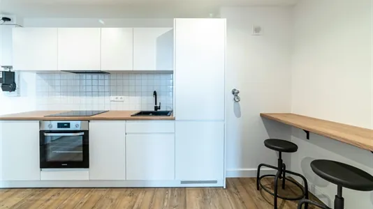 Rooms in Berlin Charlottenburg-Wilmersdorf - photo 4