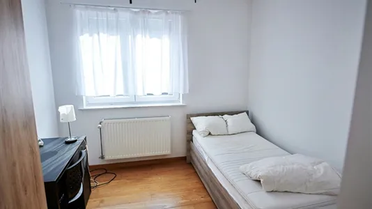 Rooms in Brussels Vorst - photo 2