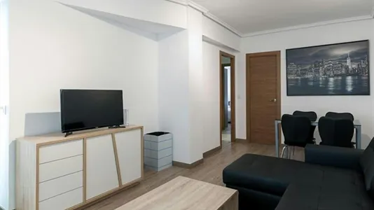 Rooms in el Camí de Vera - photo 7