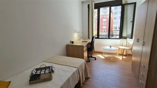 Rooms in Valencia Ciutat Vella - photo 5