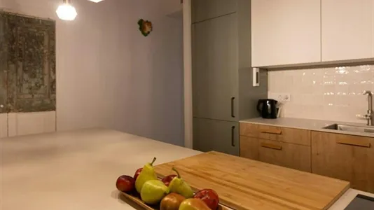 Rooms in Barcelona Ciutat Vella - photo 5