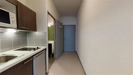 Apartments in Lyon - photo 8