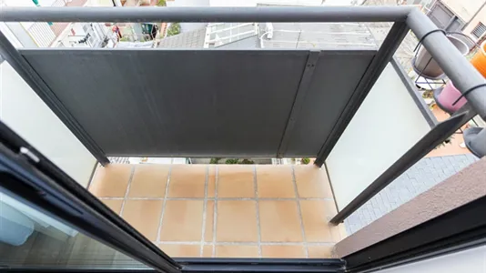 Rooms in Barcelona Sant Martí - photo 9