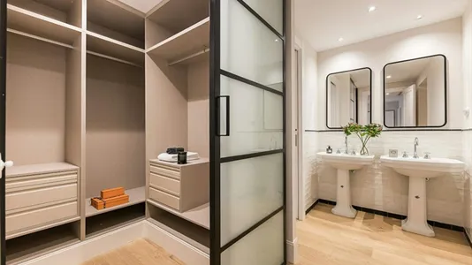 Apartments in Madrid Centro - photo 8