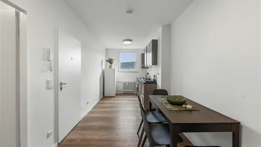 Rooms in Berlin Charlottenburg-Wilmersdorf - photo 5