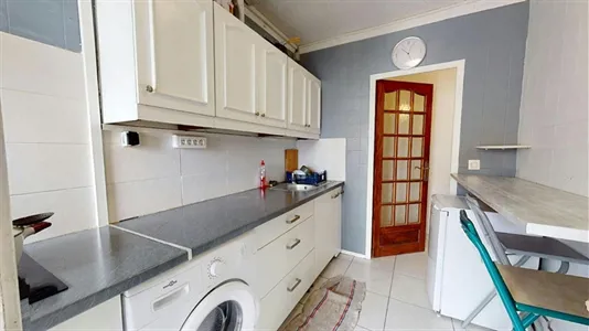 Rooms in Lyon - photo 2