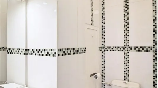 Rooms in Paris 20ème arrondissement - photo 7