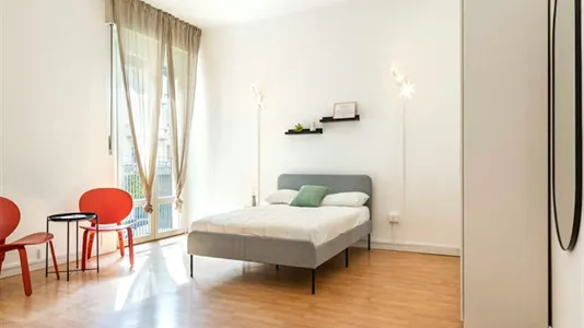 Rooms in Milano Zona 8 - Fiera, Gallaratese, Quarto Oggiaro - photo 4