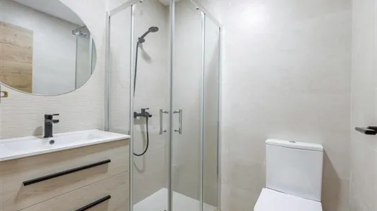 Rooms in el Camí de Vera - photo 6