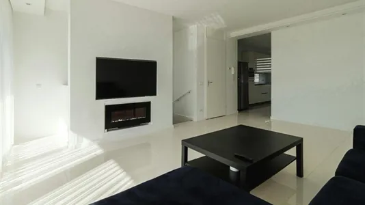 Apartments in Location is not specified - photo 2