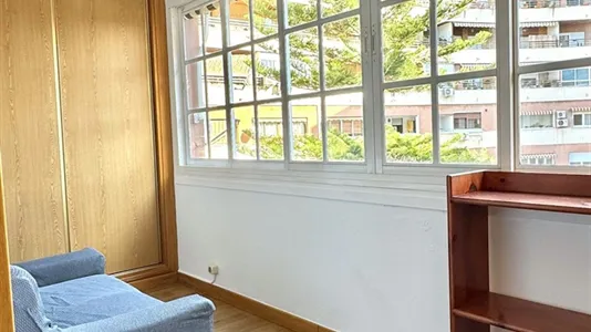 Rooms in Málaga - photo 10