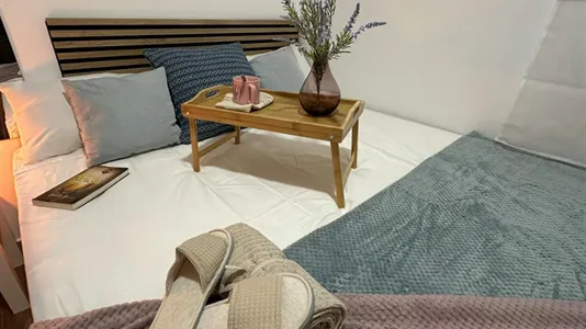 Rooms in Madrid Centro - photo 4