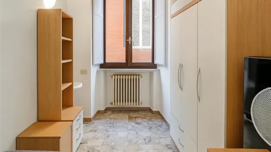Rooms in Siena - photo 9