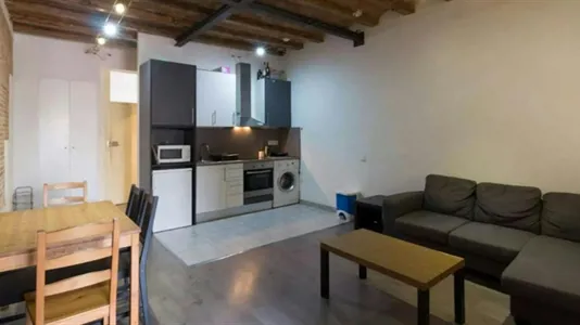 Apartments in Barcelona Ciutat Vella - photo 2