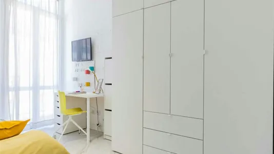 Rooms in Milano Zona 5 - Vigentino, Chiaravalle, Gratosoglio - photo 6