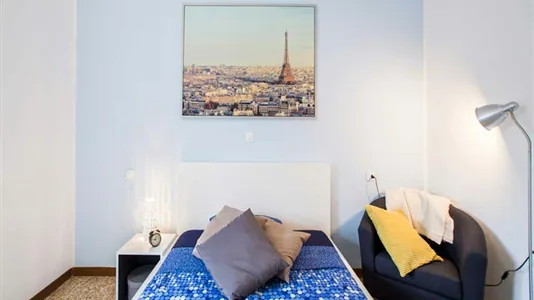 Rooms in Milano Zona 8 - Fiera, Gallaratese, Quarto Oggiaro - photo 3