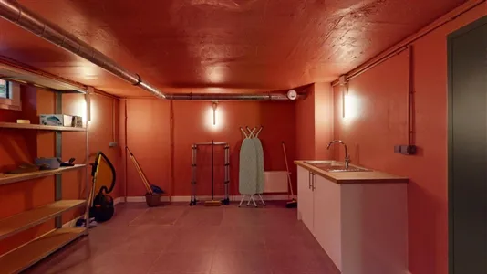 Rooms in Saint-Denis - photo 8