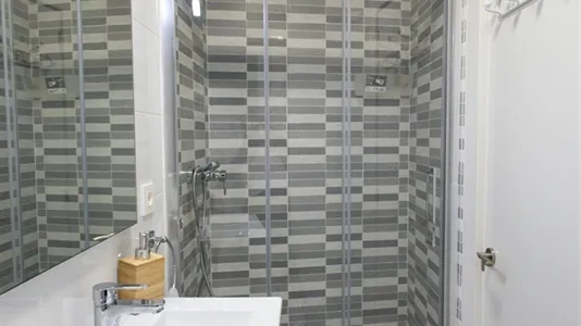 Rooms in Barcelona Nou Barris - photo 4