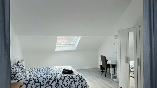 Rooms in Charleroi - photo 1