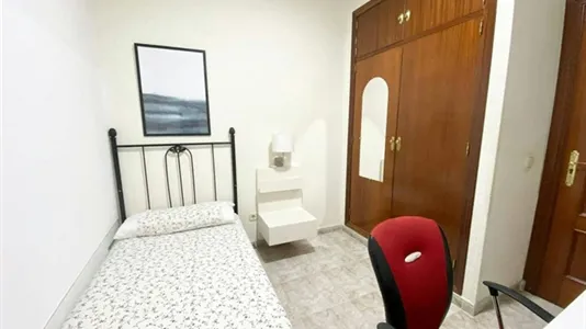 Rooms in Madrid Chamberí - photo 4