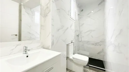 Rooms in Madrid Centro - photo 5